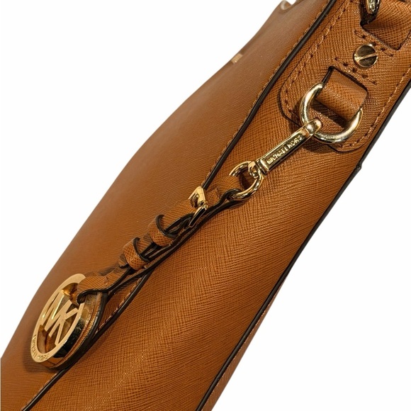 Michael Kors Jet Set Travel Large Brown Saffiano Leather Bag - Picture 5 of 14